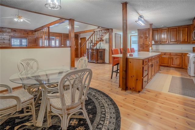 17295 Olive Road, Fayetteville, AR 72701