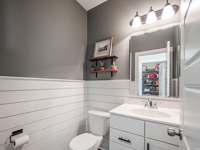 4249 Ty Court, Evansville, IN 47725