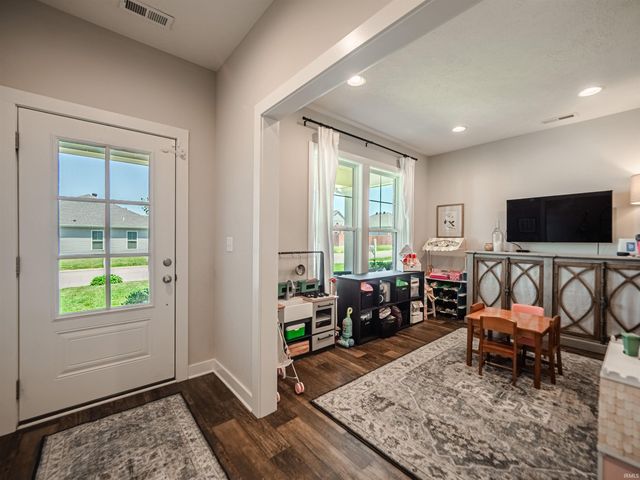 4249 Ty Court, Evansville, IN 47725