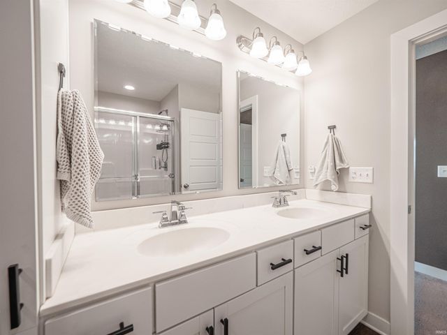 4249 Ty Court, Evansville, IN 47725