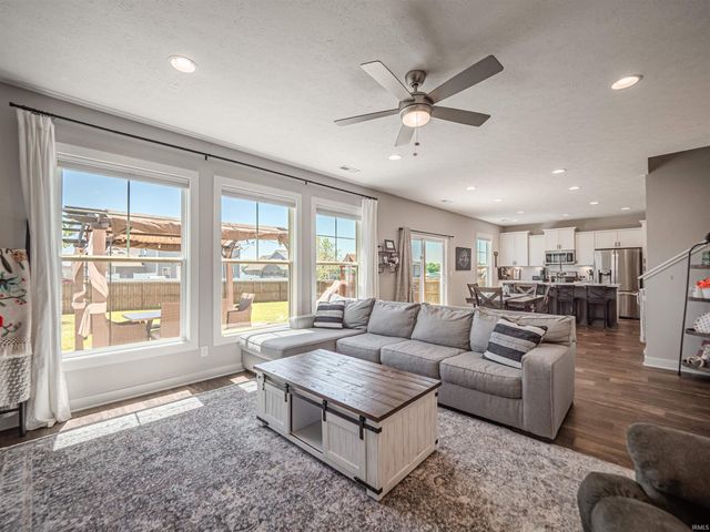 4249 Ty Court, Evansville, IN 47725