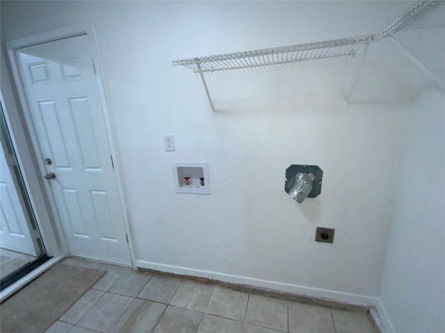 522 Summit Ridge Drive, Duncanville, TX 75116