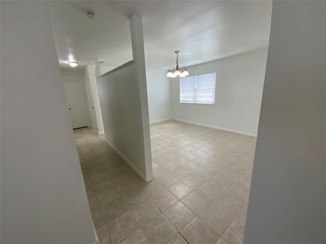 522 Summit Ridge Drive, Duncanville, TX 75116