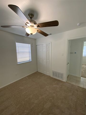 522 Summit Ridge Drive, Duncanville, TX 75116