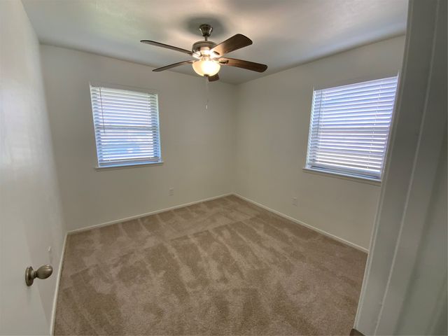 522 Summit Ridge Drive, Duncanville, TX 75116