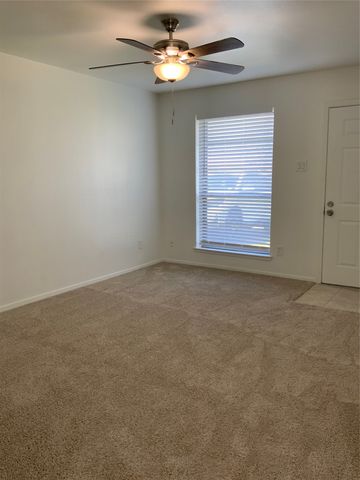 522 Summit Ridge Drive, Duncanville, TX 75116