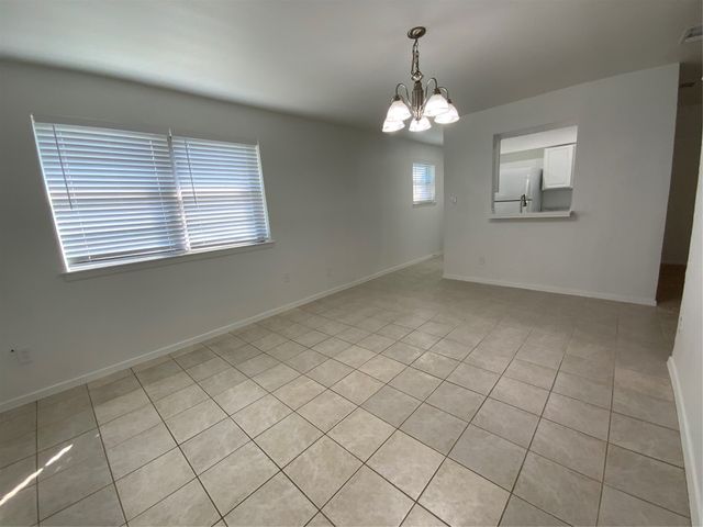 522 Summit Ridge Drive, Duncanville, TX 75116