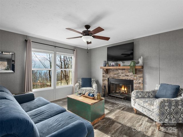 424 Arrington Acres Drive, Waynesville, NC 28786