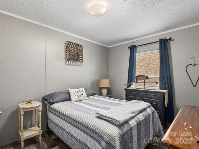 424 Arrington Acres Drive, Waynesville, NC 28786