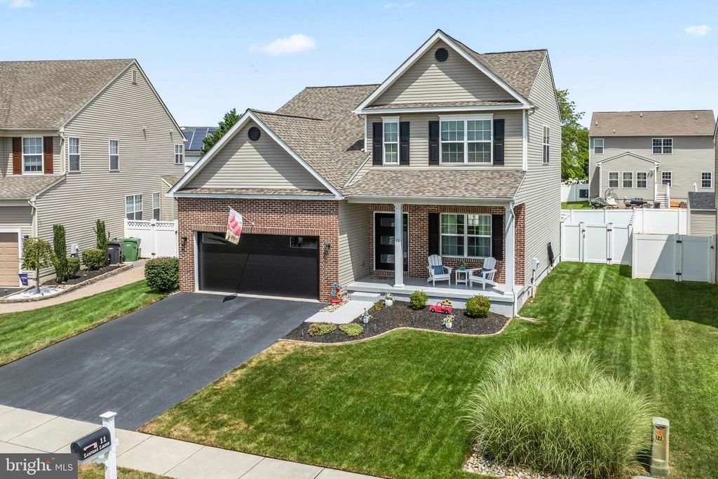 11 LOCUST LN, Swedesboro, NJ 08085