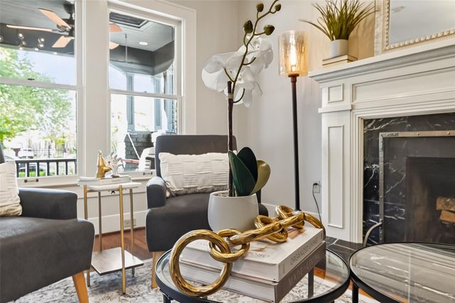 912 Heights Boulevard, Houston, TX 77008