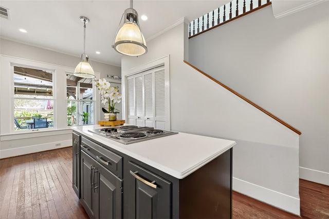 912 Heights Boulevard, Houston, TX 77008