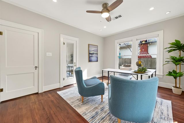 912 Heights Boulevard, Houston, TX 77008