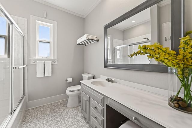 912 Heights Boulevard, Houston, TX 77008