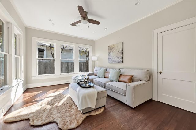 912 Heights Boulevard, Houston, TX 77008