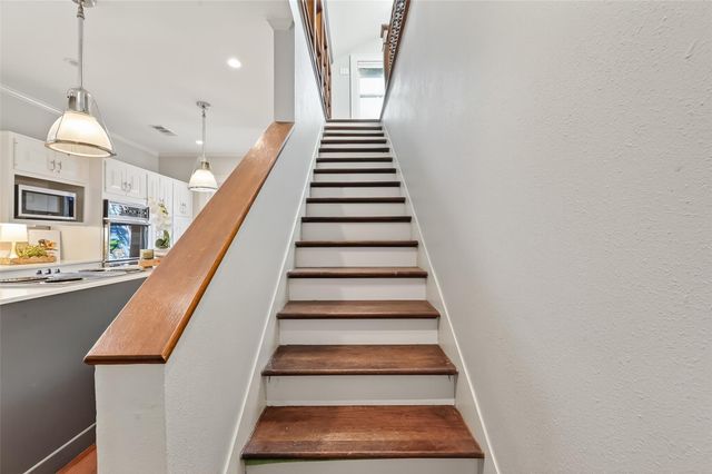 912 Heights Boulevard, Houston, TX 77008