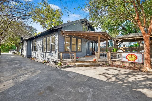 912 Heights Boulevard, Houston, TX 77008