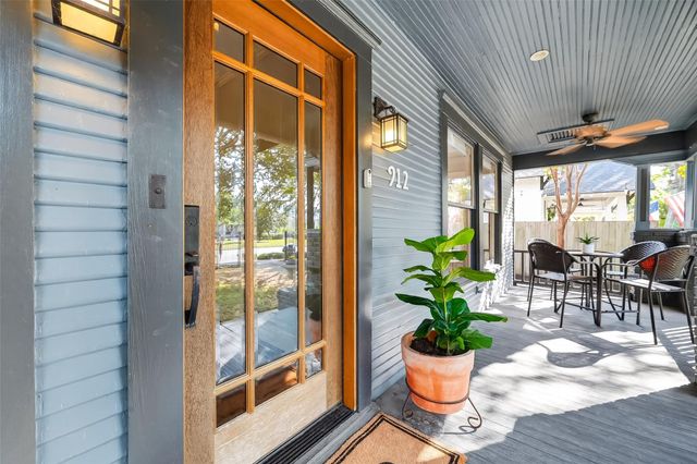 912 Heights Boulevard, Houston, TX 77008