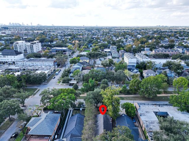 912 Heights Boulevard, Houston, TX 77008