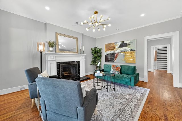 912 Heights Boulevard, Houston, TX 77008