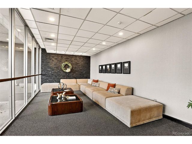 2 Adams St 1401, Denver, CO 80206