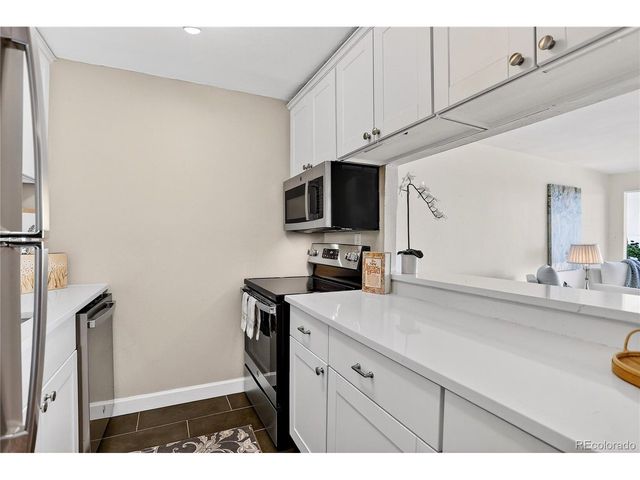 2 Adams St 1401, Denver, CO 80206