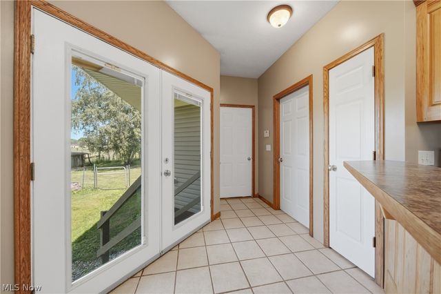 12159 Lawndell Road SW, Navarre, OH 44662