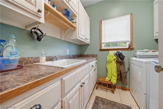 12159 Lawndell Road SW, Navarre, OH 44662