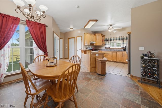 12159 Lawndell Road SW, Navarre, OH 44662