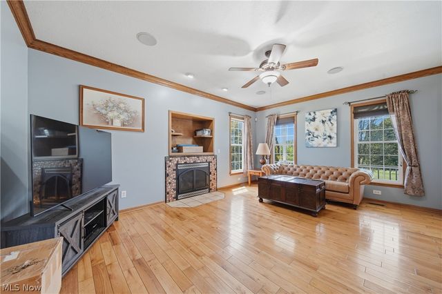 12159 Lawndell Road SW, Navarre, OH 44662