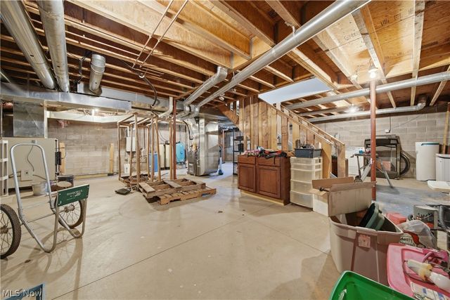 12159 Lawndell Road SW, Navarre, OH 44662