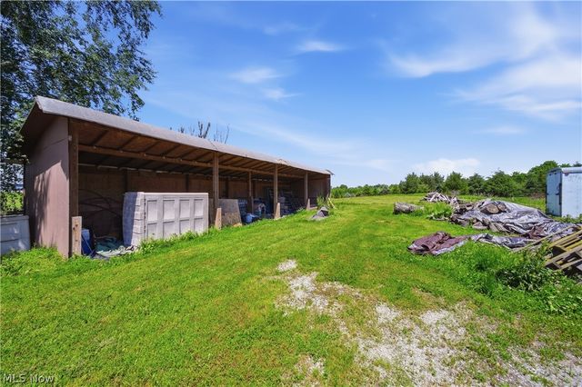 12159 Lawndell Road SW, Navarre, OH 44662