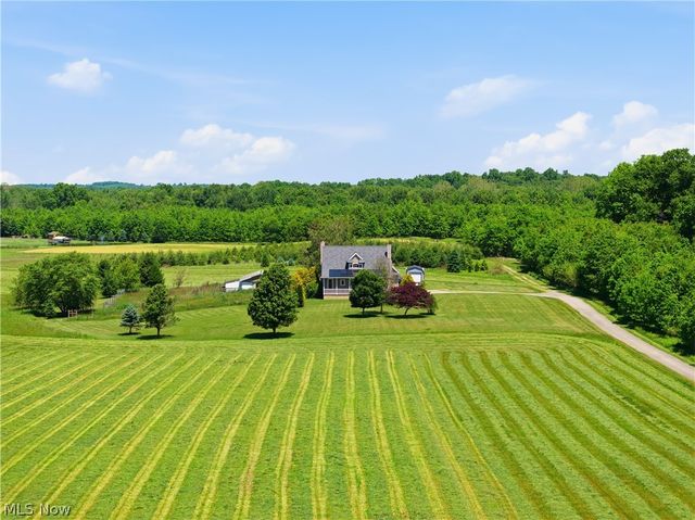 12159 Lawndell Road SW, Navarre, OH 44662
