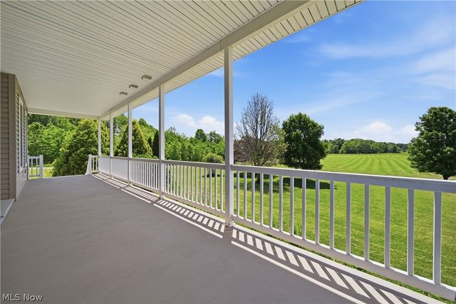 12159 Lawndell Road SW, Navarre, OH 44662