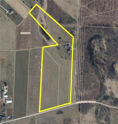 12159 Lawndell Road SW, Navarre, OH 44662