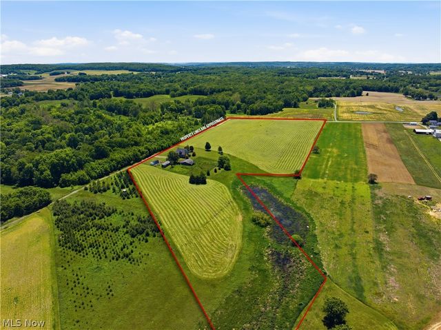 12159 Lawndell Road SW, Navarre, OH 44662