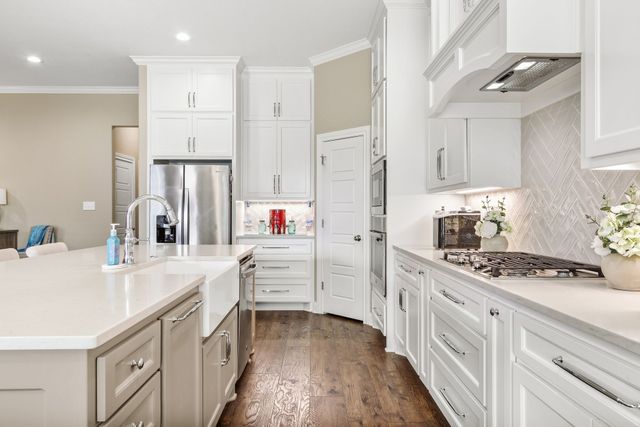 13008 Rainier Drive, Woodway, TX 76712