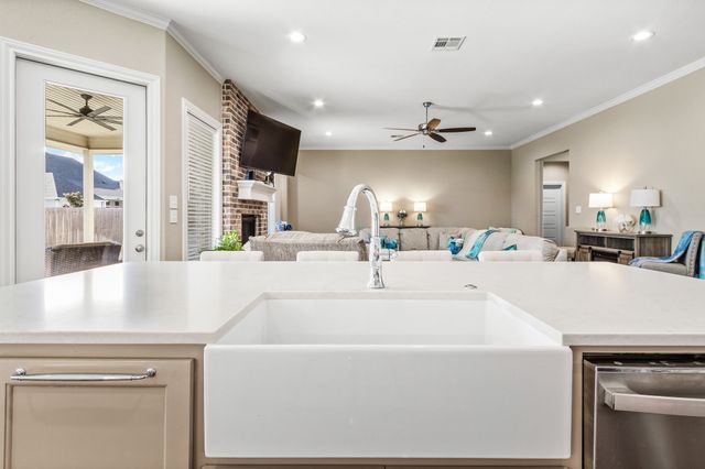 13008 Rainier Drive, Woodway, TX 76712