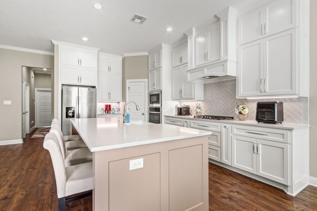 13008 Rainier Drive, Woodway, TX 76712