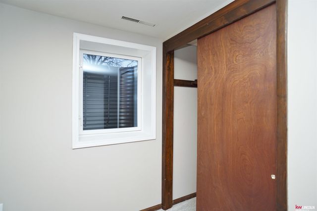 1617 N 58th Street, Lincoln, NE 68505