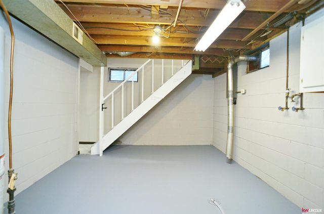 1617 N 58th Street, Lincoln, NE 68505