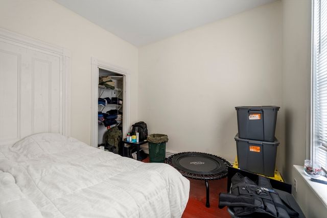 48 H Street, Boston, MA 02127