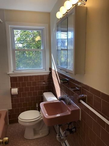 51 Laighton St 7, Lynn, MA 01902