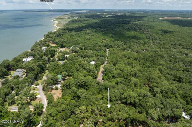 5 Hand Drive, St. Helena Island, SC 29920
