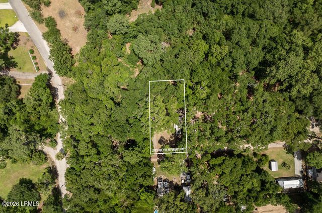 5 Hand Drive, St. Helena Island, SC 29920