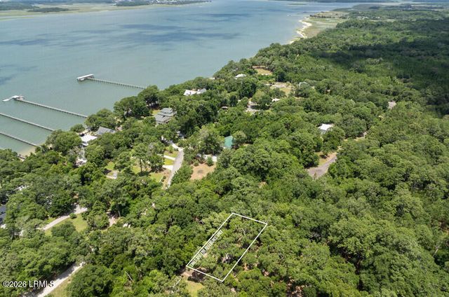 5 Hand Drive, St. Helena Island, SC 29920