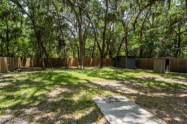 5 Hand Drive, St. Helena Island, SC 29920