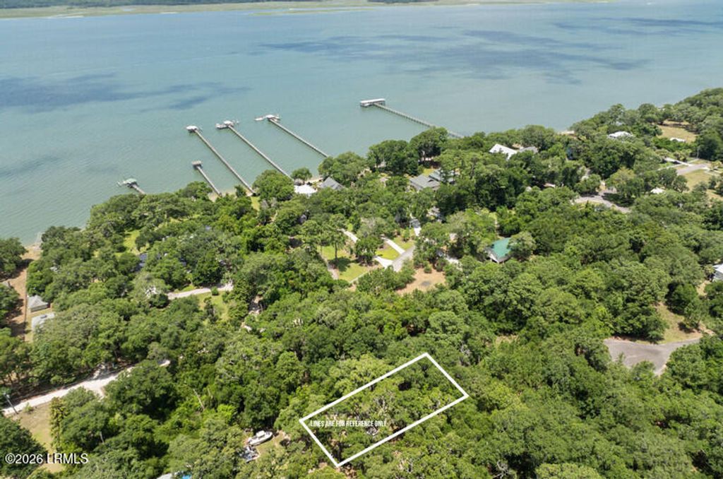 5 Hand Drive, St. Helena Island, SC 29920