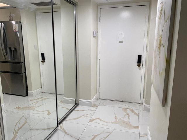 7001 Environ Boulevard 403, Lauderhill, FL 33319