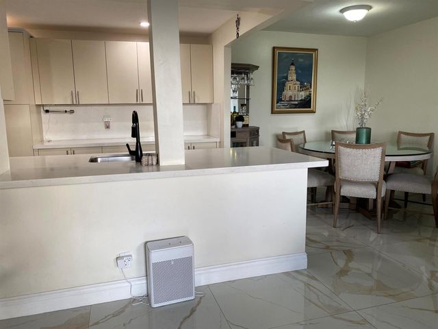 7001 Environ Boulevard 403, Lauderhill, FL 33319